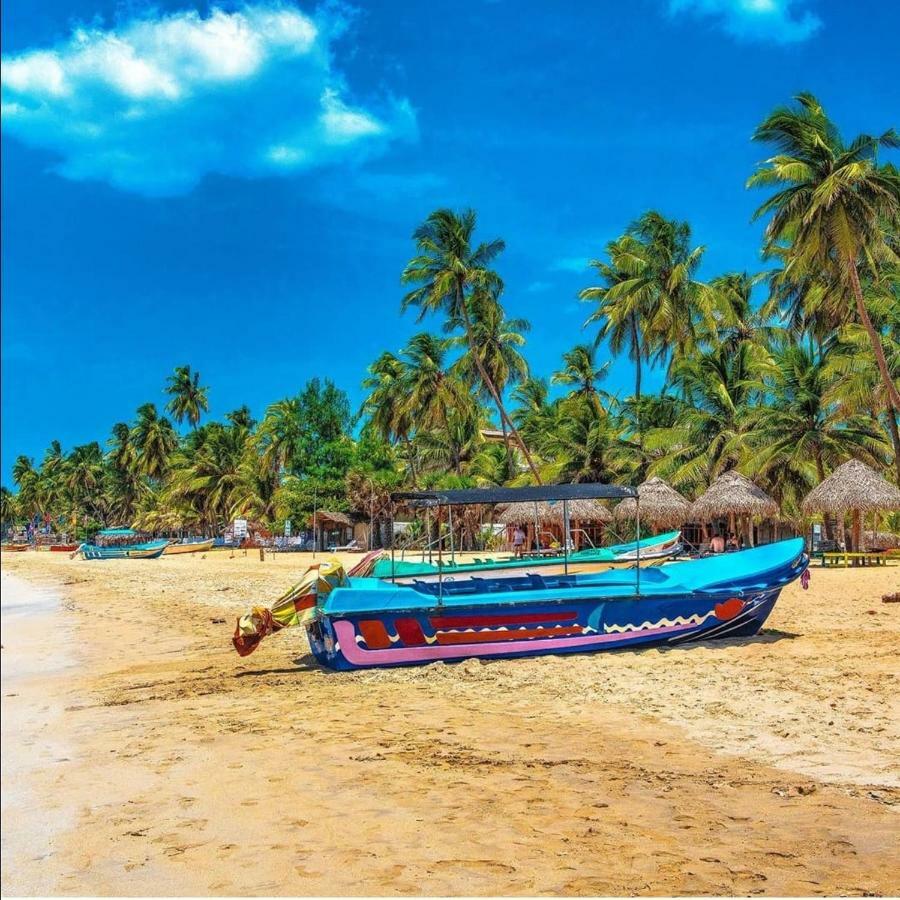 Hotel Trinco Relax Hut Trincomalee Exterior foto